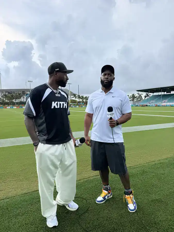 Fourth & South at Dolphins Training Camp — photograph 5