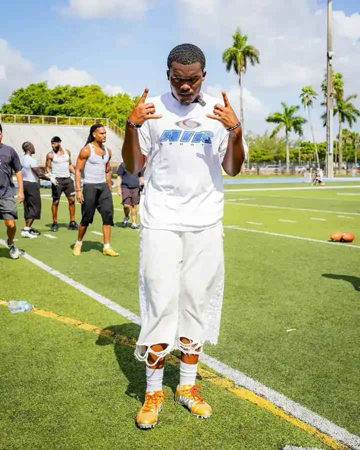 Jake Paul NFL Workout — photograph 2